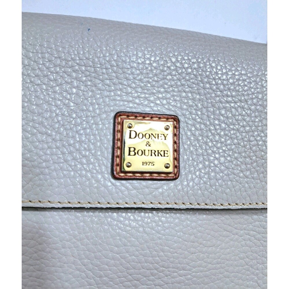 Dooney Bourke Pebble Leather Crossbody Bag Taupe Red Interior Pocket Card Holder - Picture 2 of 10